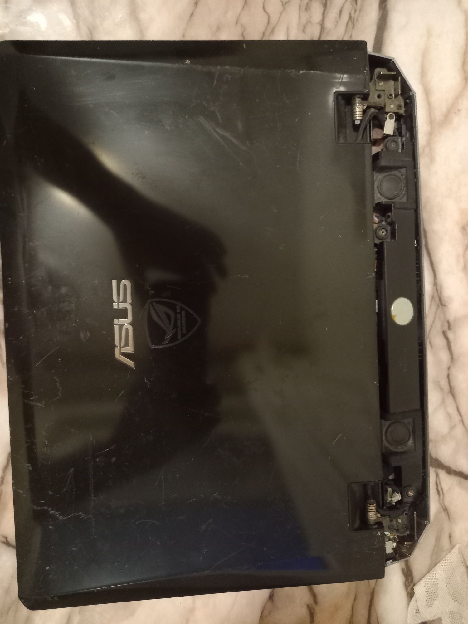 Лаптоп ASUS ROG G55V Intel Core i7-3610QM 12GB GTX660 за части