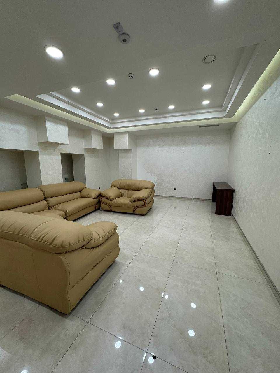 Chorsu Gold Center Markaz 34м2 1 этаж Золотой ряд , Готовый Бизнес