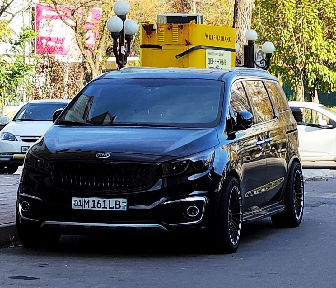 KIA Carnival karnival киа карнивал минивен