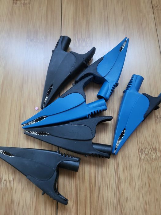 Vând accesorii magnetice, masurat
