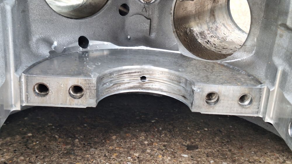 Блок за двигател 320CDI om642.920