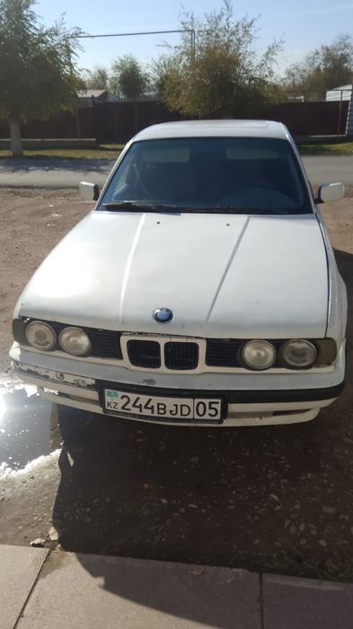 бмв 525.          .