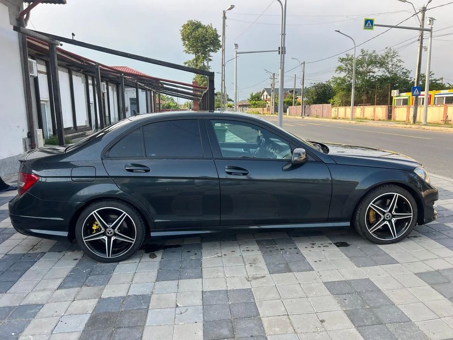 Mercedes-Benz C Mercedes Benz C250 CDI 4 Matic