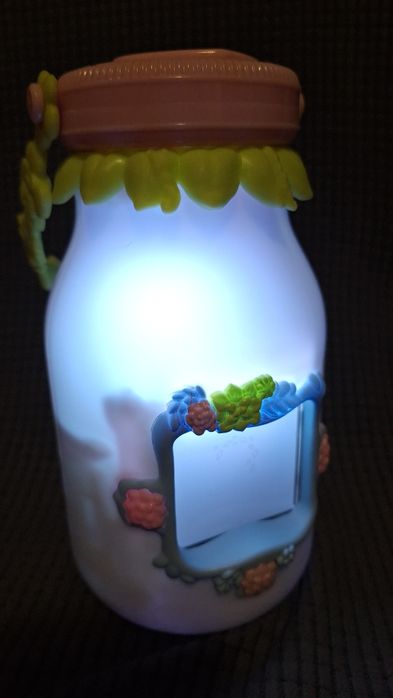 Lampa interactiva de prins zâne