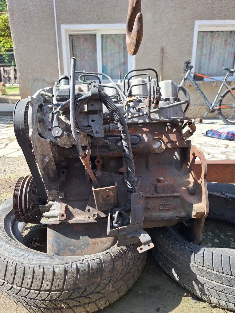 Двигател хюндай Н100 2.5 турбо