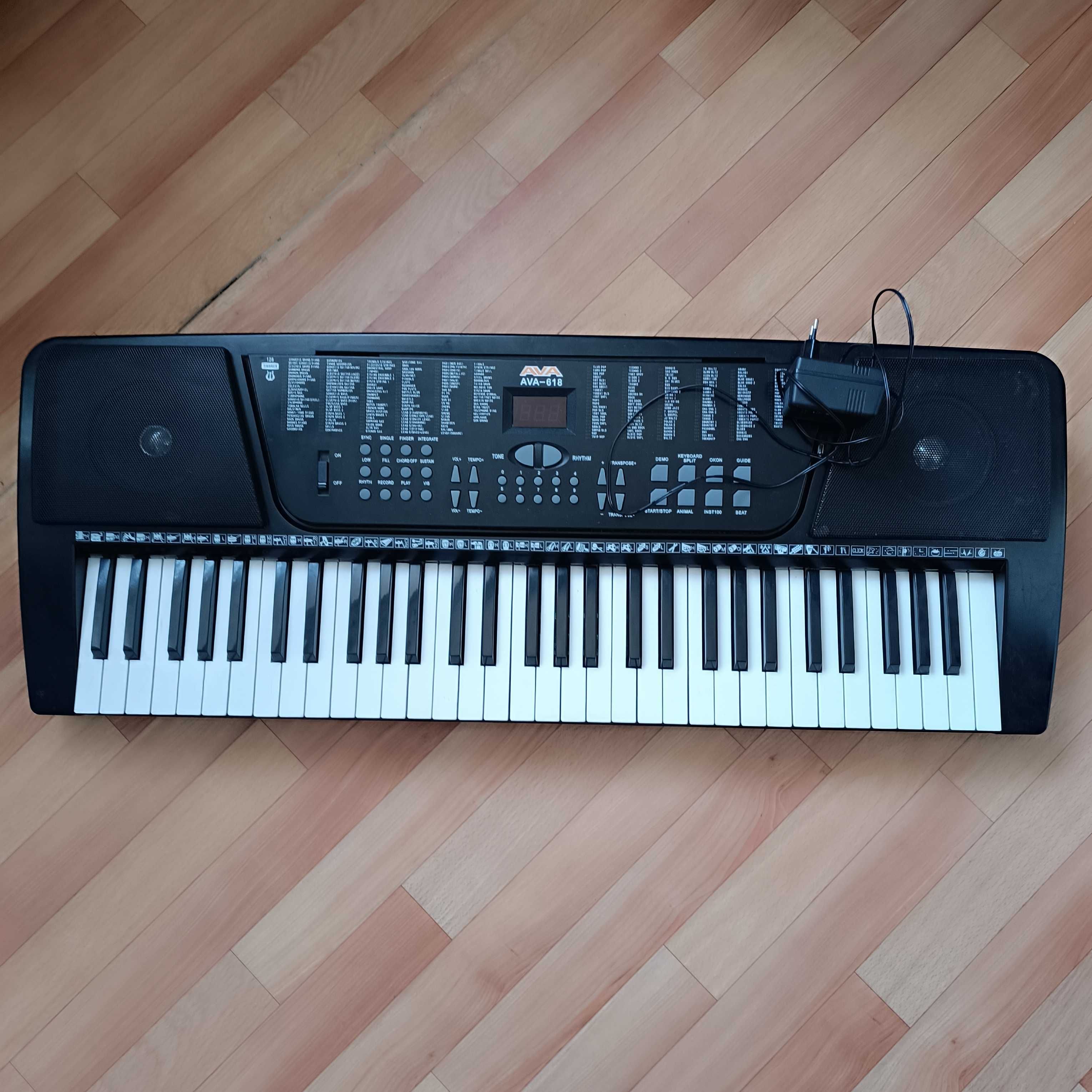 Синтезатор AVA-618