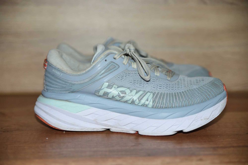 HOKA оригинални маратонки, номер 38