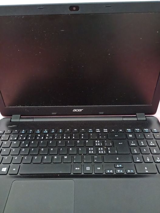 Leptop Acer , 8 din 10 . Accept SI schimburi diferite