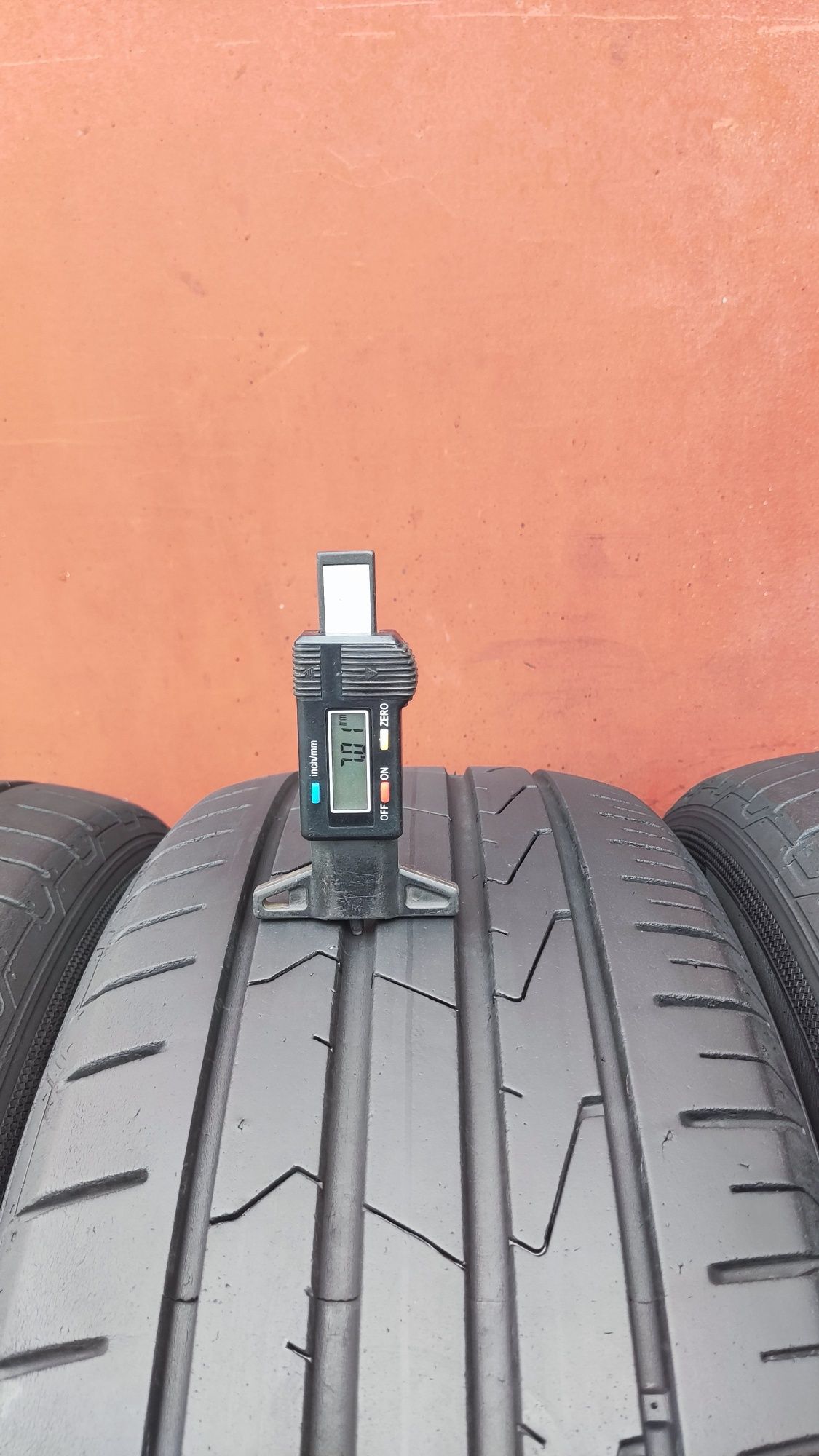 4бр. летни гуми 215/60/17 Hankook Ventus Prime 3 
dot2822
7mm
Много до