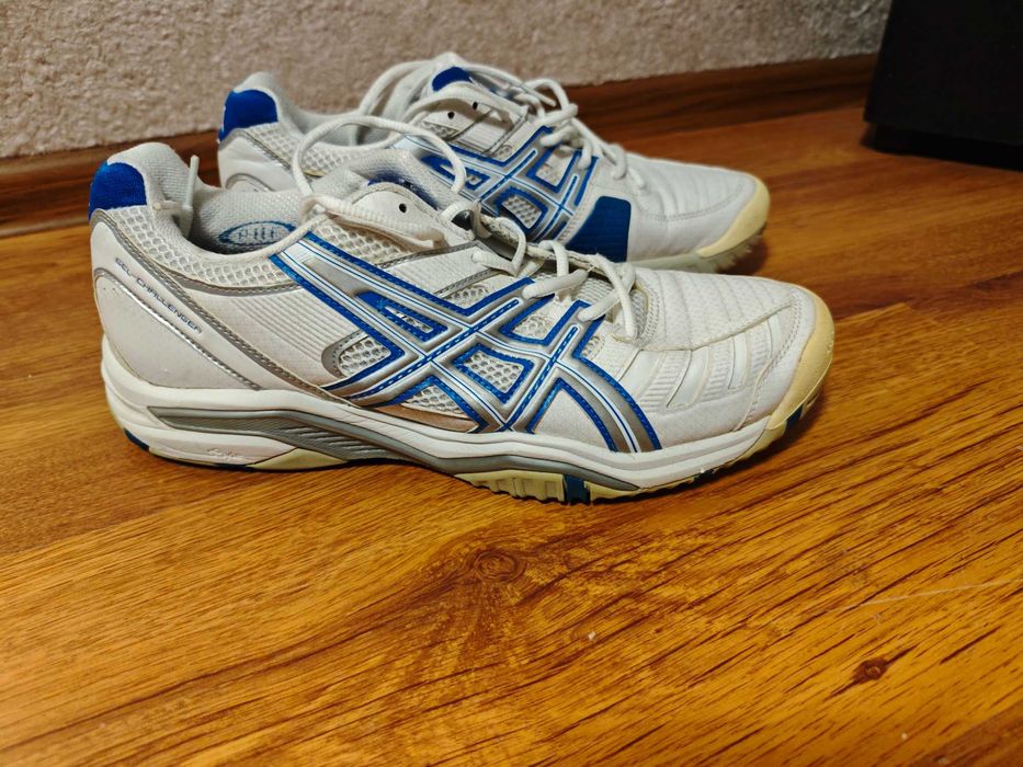 Маратонки Asics номер 44