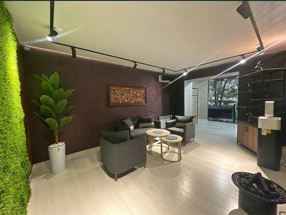 Продается обсутроенный офис Мирабод ул. Глинка