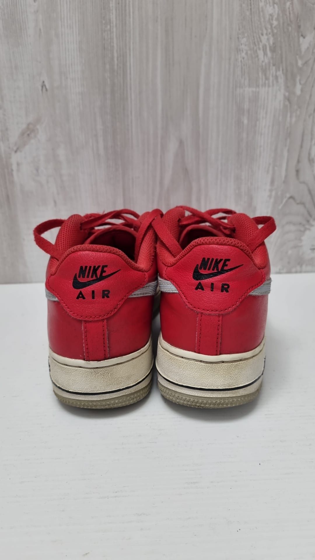 Nike Air Force 1 Low University Red marime 38.5