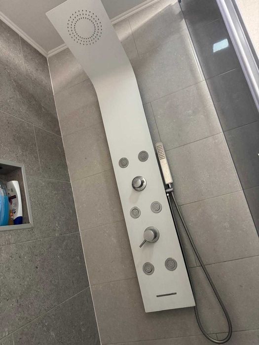 Apartament ultra modern,se vinde cu tot ce este inauntru.