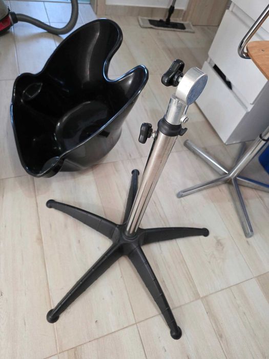 Scafa mobila pentru salon sau domiciliu