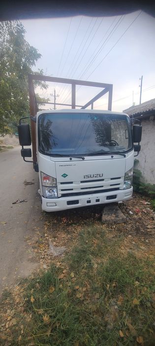 Isuzu yapon yangisi.Uzun rama 2 qavatli.