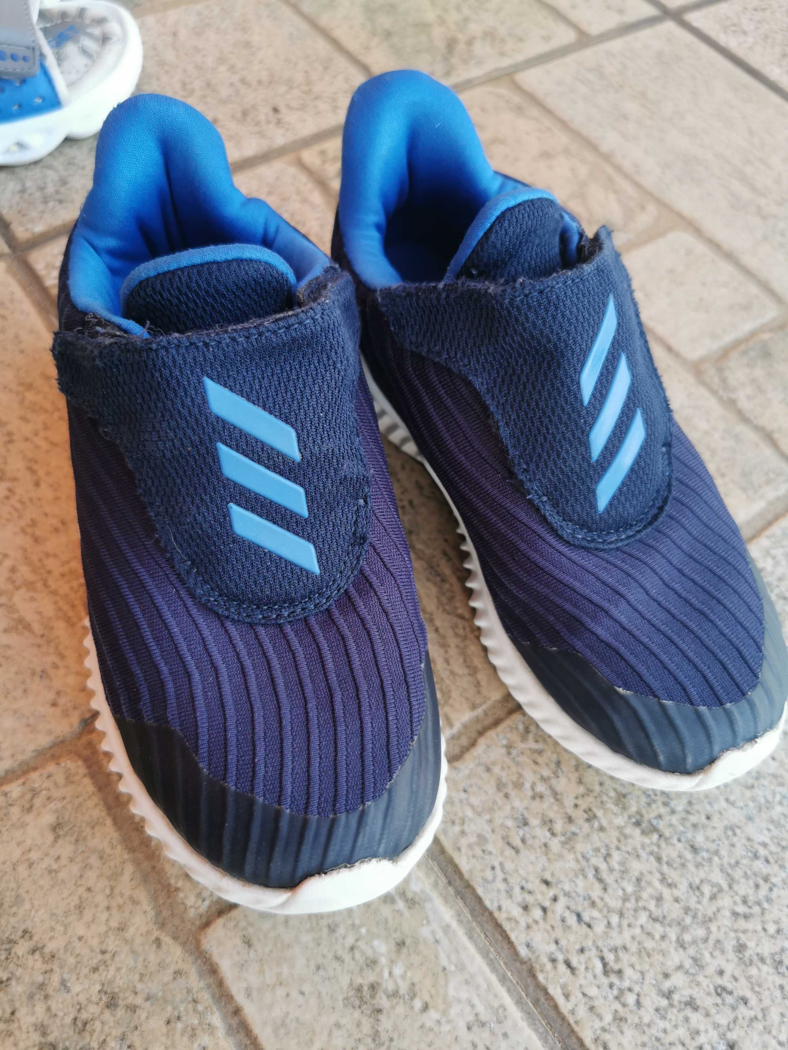 Ботуши и маратонки Адидас adidas боти 26 31