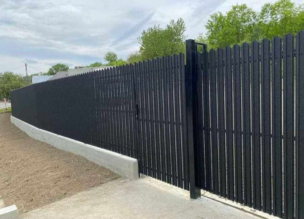 Vand garduri și porți exact după cerințele clienților