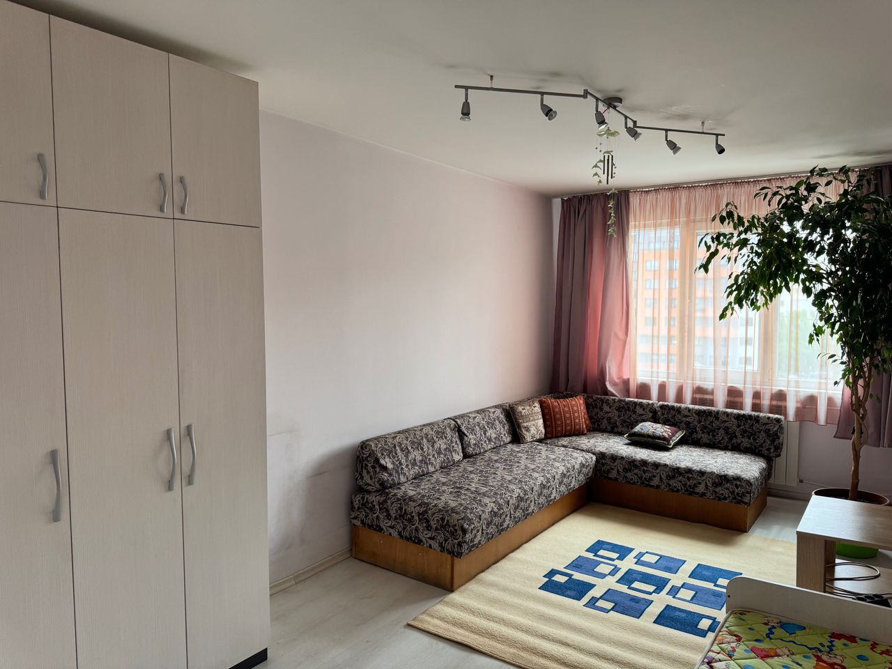 Дава се под наем Двустаен апартамент в София, Люлин 9 - 65 кв.м за 510 € - Снимка #14