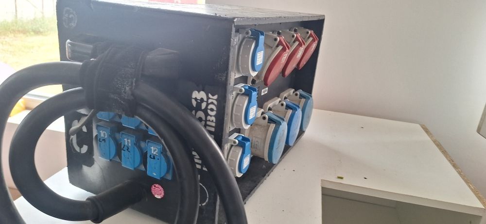 Vand tablou electric pentru organizare  santier