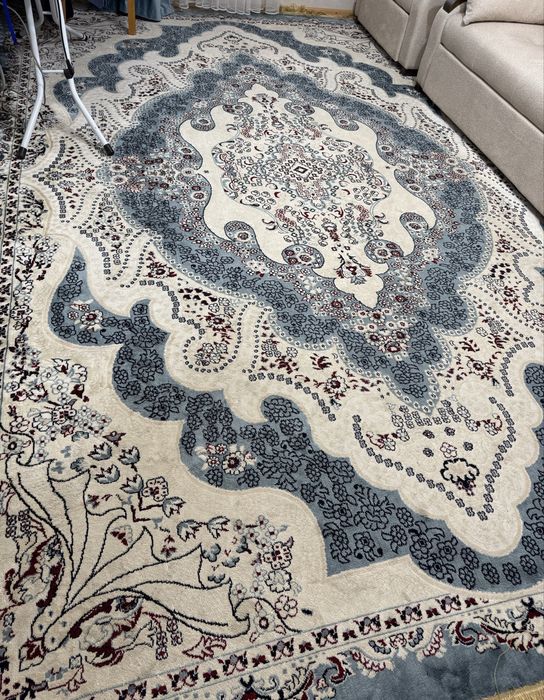 Продам два ковра