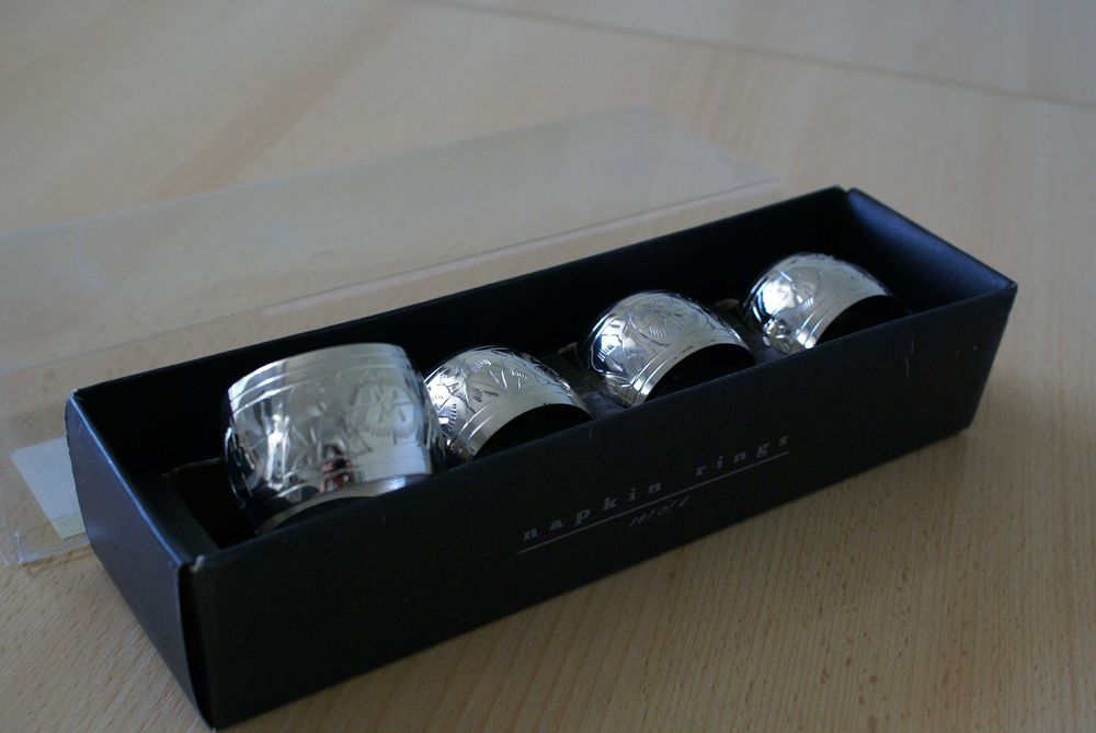 Suport pentru servetele (napkin ring)