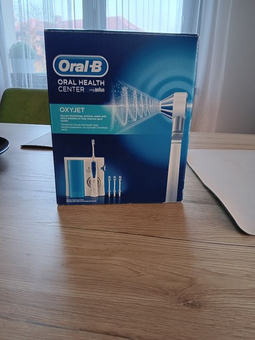 Зъбен душ Oral-B