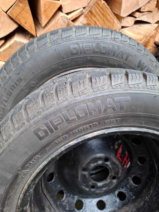 Roți de iarnă Dacia-Renault R15