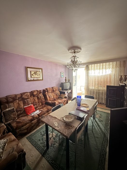 Apartament spatios de 4 camere