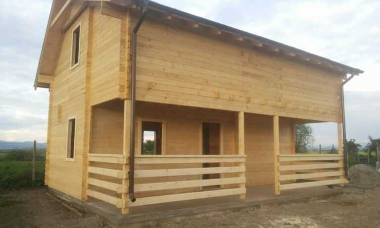 Construim case din structura de lemn la cheie