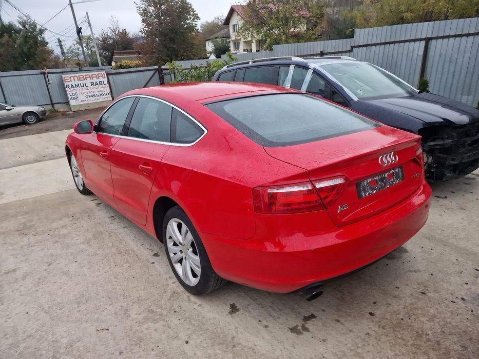 Dezmembrez Audi A5 2.0 CAHA și 2.0 TFSI CDN pachet S line an 2010