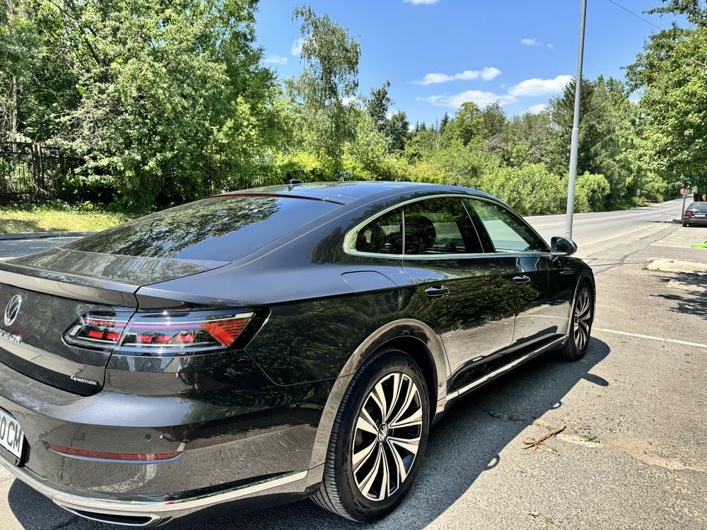 Продавам VW Arteon 2021,45800 km. Diesel. Перфектна. Първи собственик.