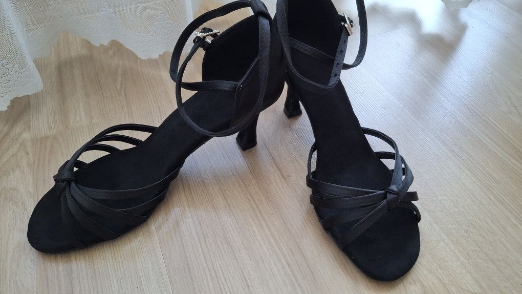 Pantofi de dans, Marime 41