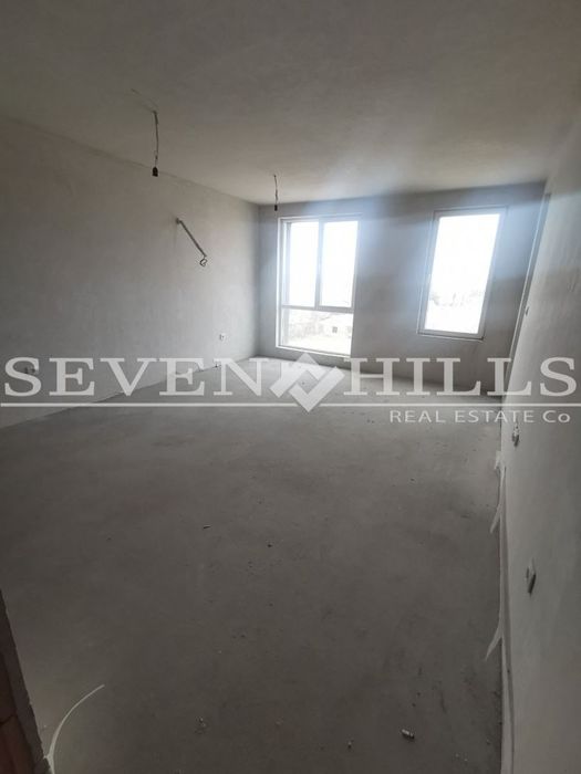 Продава се Двустаен апартамент в Пловдив, Гагарин - 75 кв.м за 1200 €/кв.м - Снимка #3