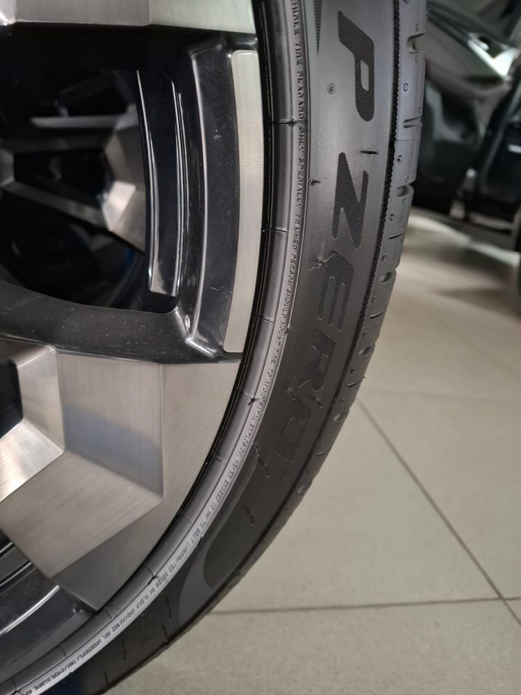 Диски BMW Pirelli P Zero R23