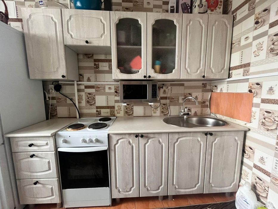 Продам кухонный гарнитур !