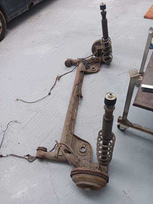 Punte spate si față suzuki swift