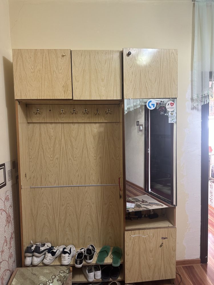 Шкаф для прихожей