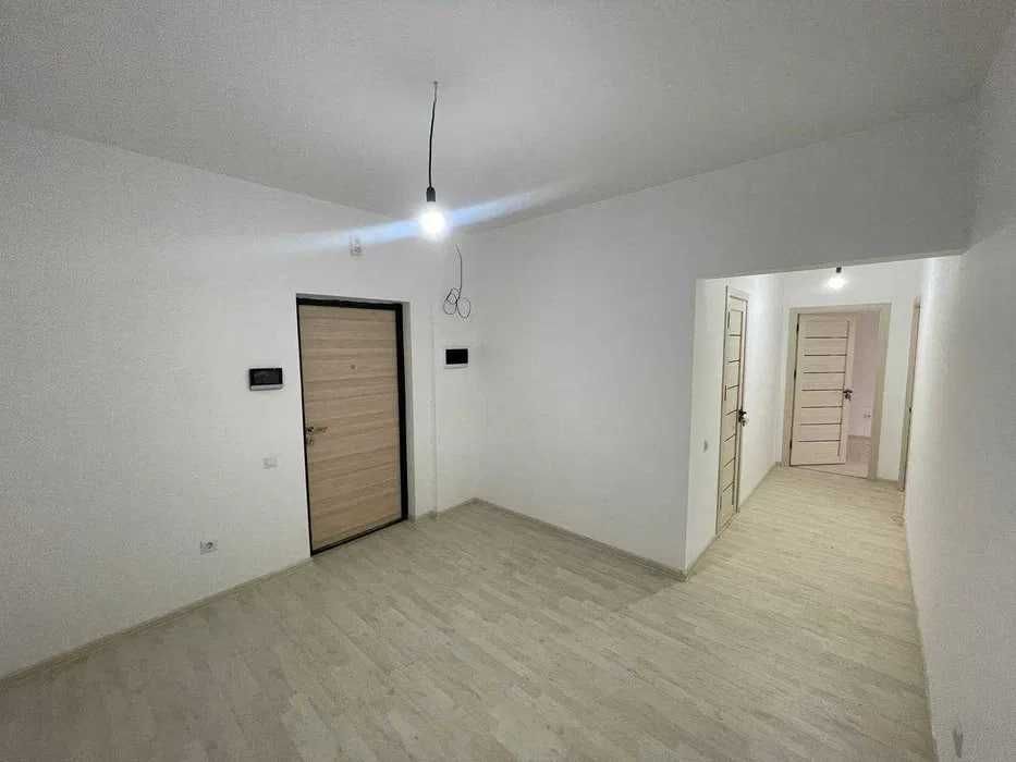 Болшая квартира по достуаной цене Карасу-6 3х комнатная