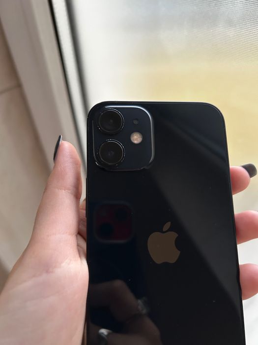 Iphone 12 mini       .