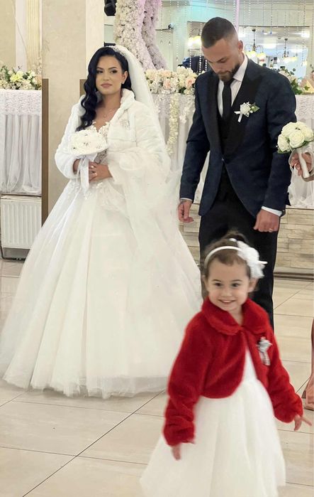 Vând rochie de mireasă