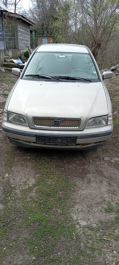Volvo s40 на части