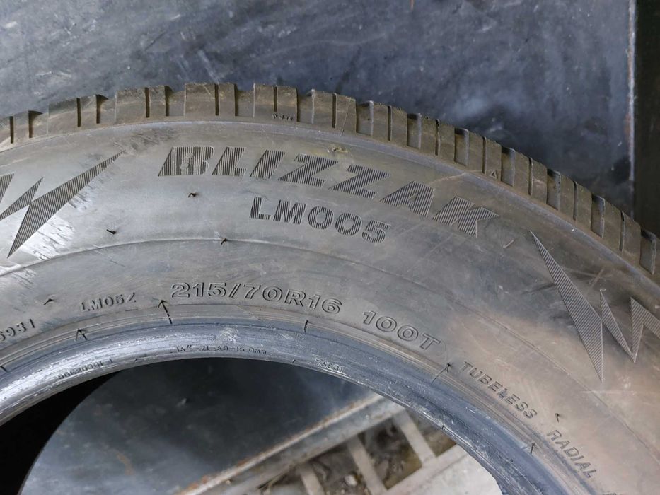 4бр зимни гуми Bridgestone 215 70 16 dot2722