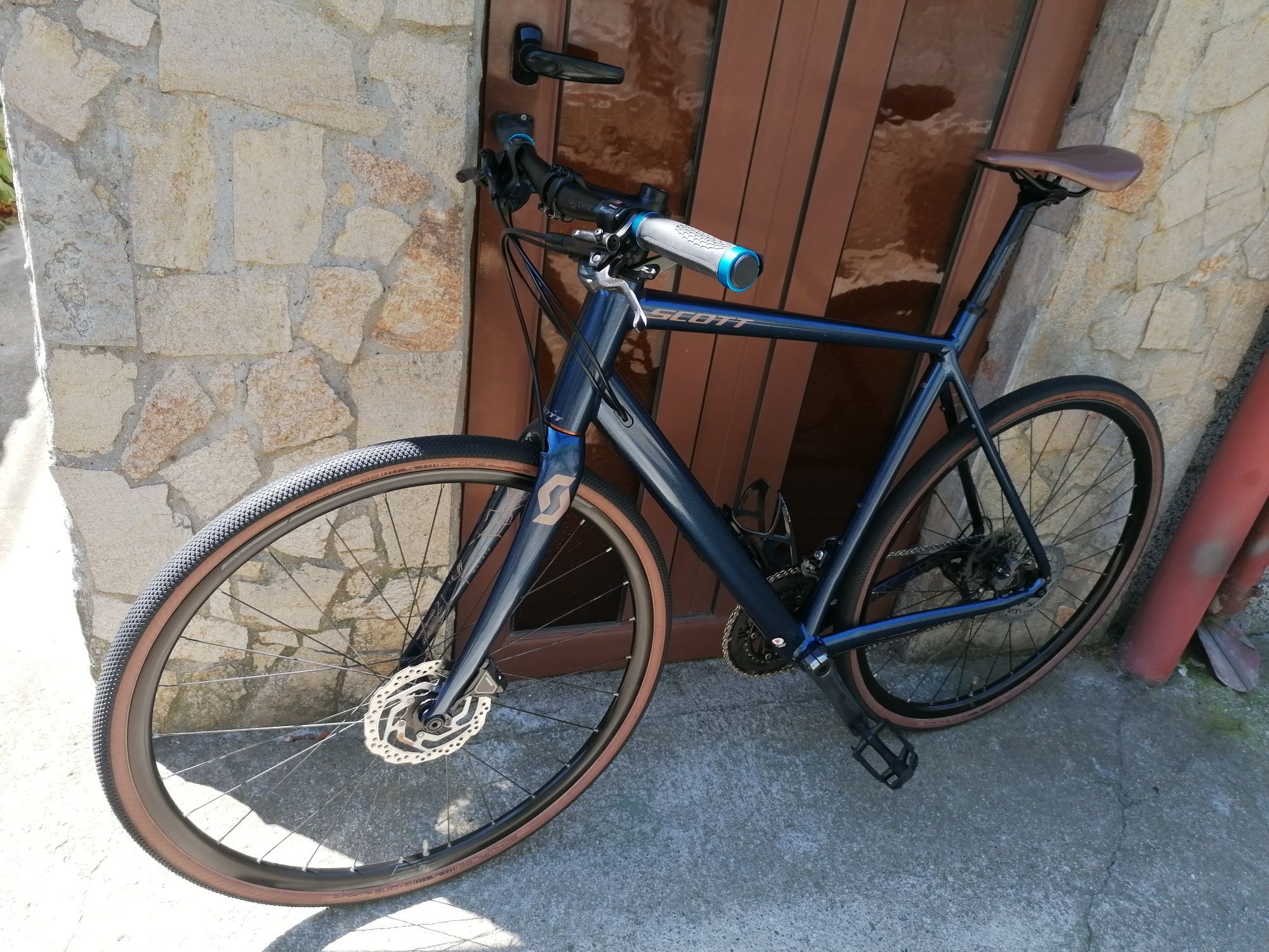 SCOTT  Гравел Хибрид 28 цола, Shimano Tiagra, хидравлични спирачки