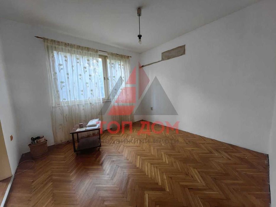 Продава се Тристаен апартамент в Варна, Нептун - 92 кв.м за 1979 €/кв.м - Снимка #5