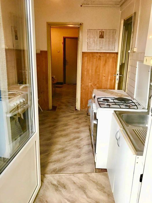 Apartament 3 camere,decomandat,2 balcoane,et. 4,Bdul Decebal