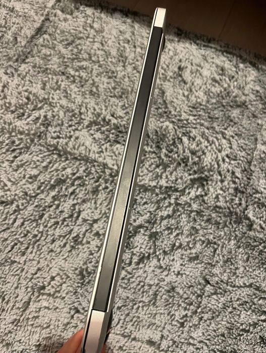 MacBook air 13 Early 2015