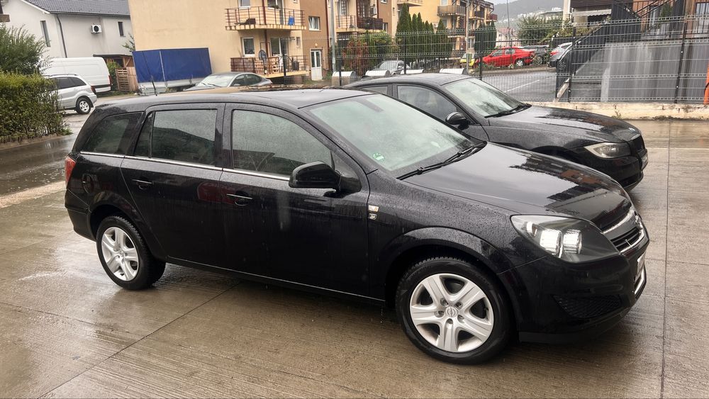 Vand opel astra 2010 Edition 111 Jahre