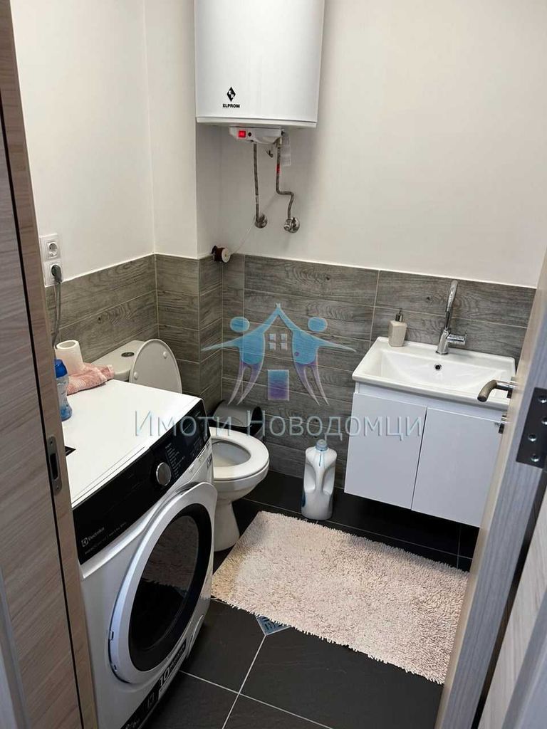 Продава се Тристаен апартамент в Шумен, Пазара - 98 кв.м за 1629 €/кв.м - Снимка #7