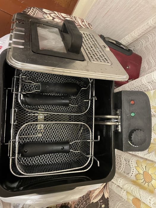 Фритюрница , на 5 литров масла