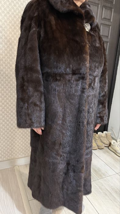 Продам натуральную норковую шубу